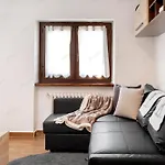 Hellochalet - Le Fleury Family 600mt Cablecar Apartament *