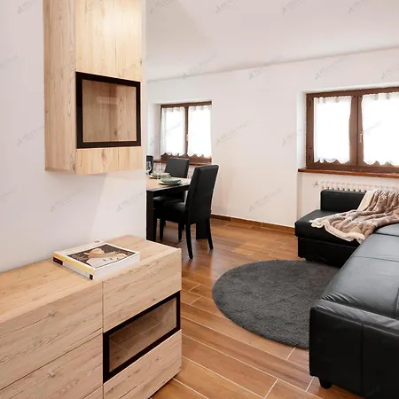 Hellochalet - Le Fleury Family 600mt Cablecar Apartamento