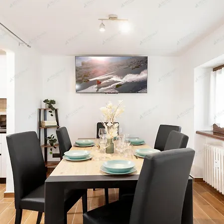 Apartment Hellochalet - Le Fleury Family 600mt Cablecar
