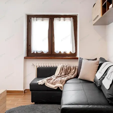 Hellochalet - Le Fleury Family 600mt Cablecar Apartment *